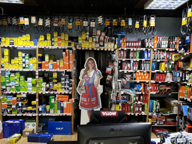 AUTO DEKI