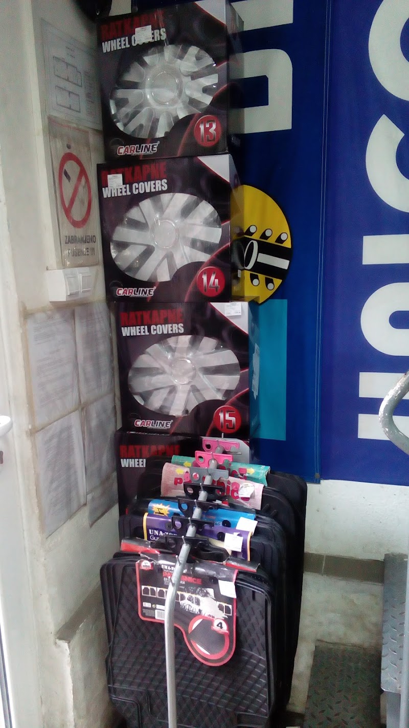 Auto delovi TOMY COM