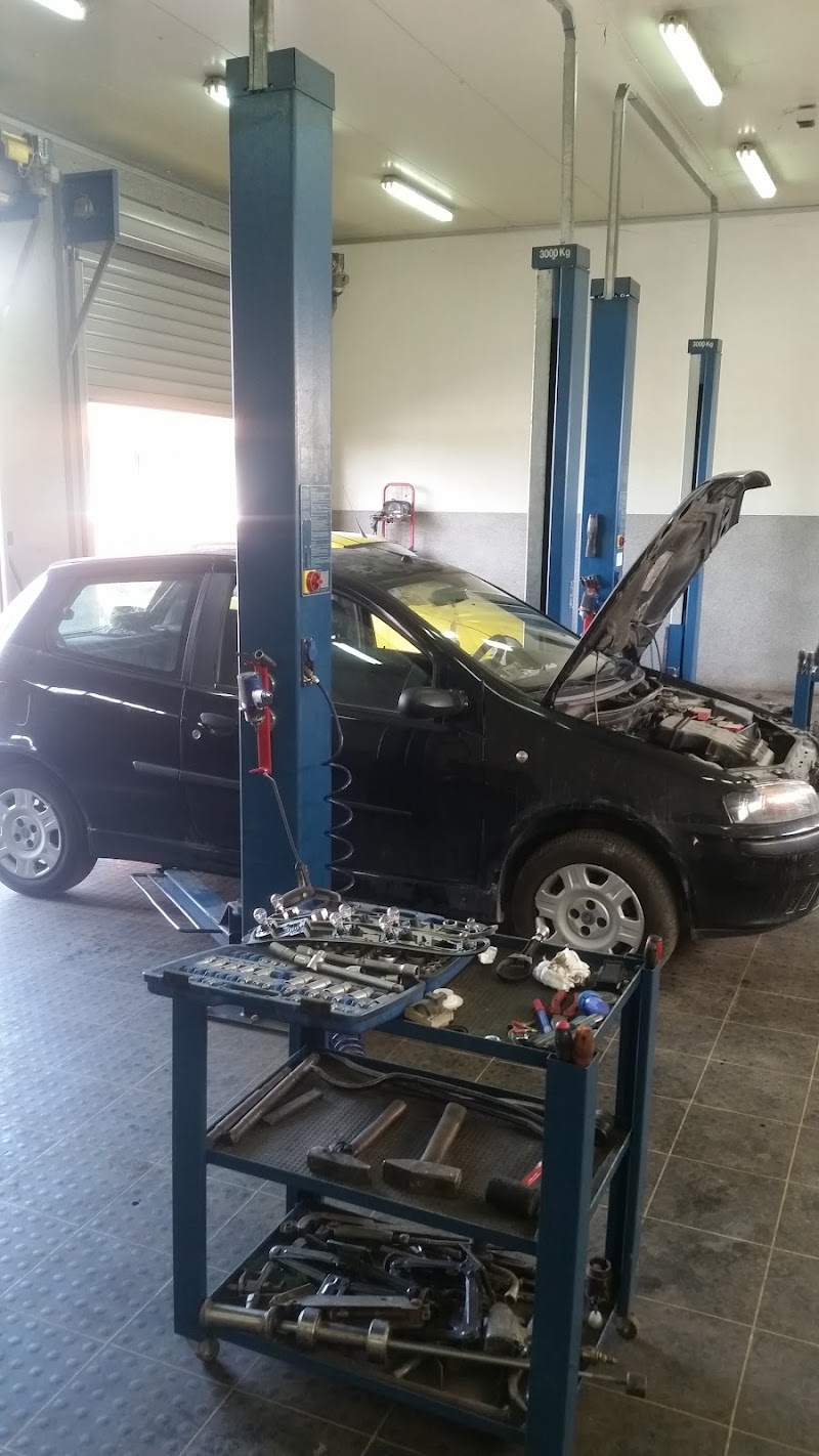 AUTO M.N. SERVIS FIATOVIH VOZILA I DELOVI