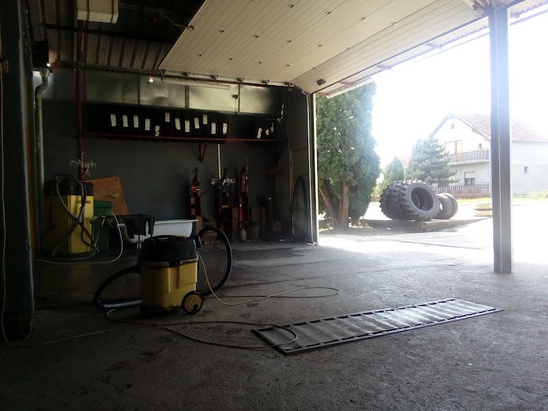 Auto Perionica I Vulkanizer NIDZA-PUPE