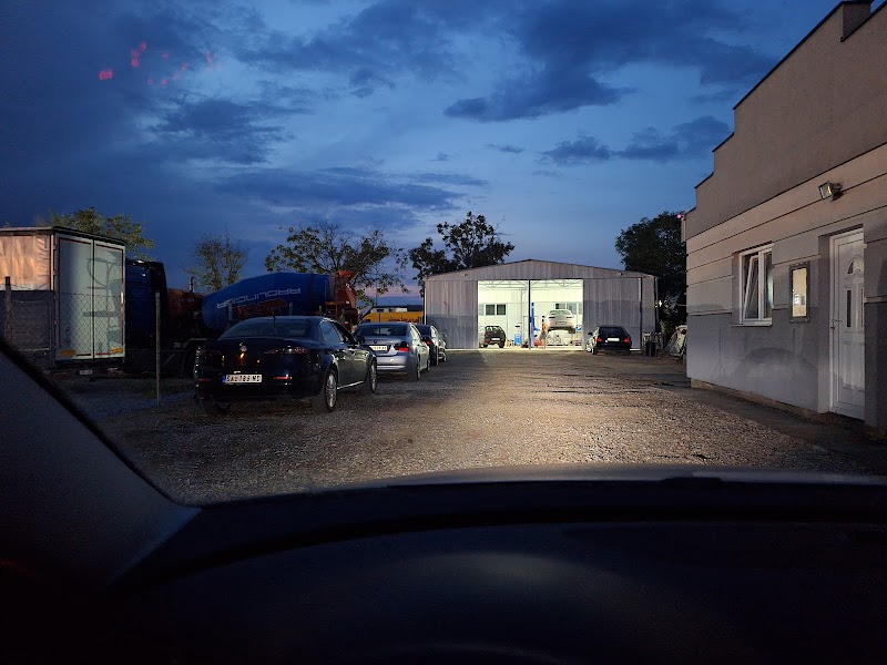 Auto Servis i Šlep služba DM 23