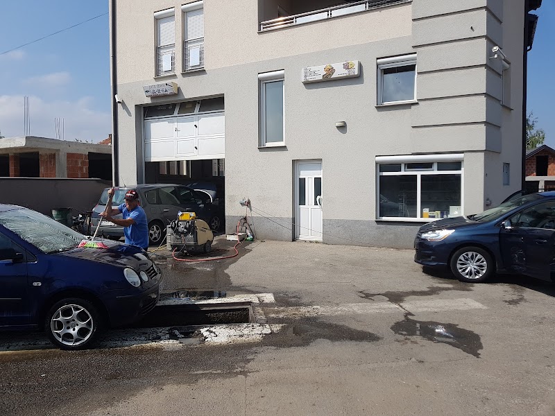 Auto Servis VA-R-FA