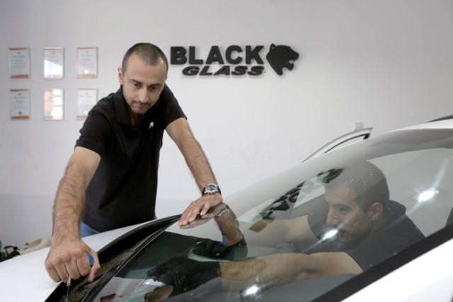 Auto Stakla Black Glass Servis