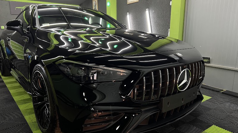 Detailing Garage 035