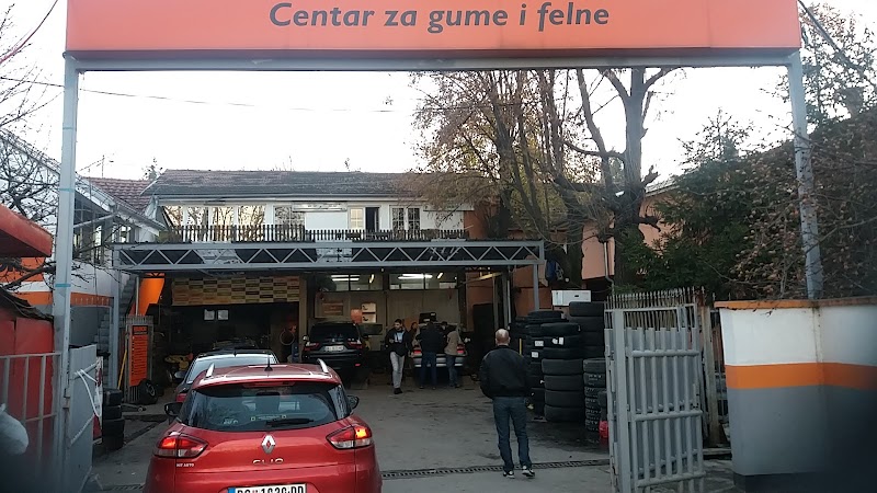 Gume Felne Danko