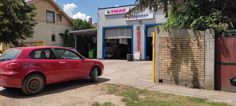 Kvatro S servis