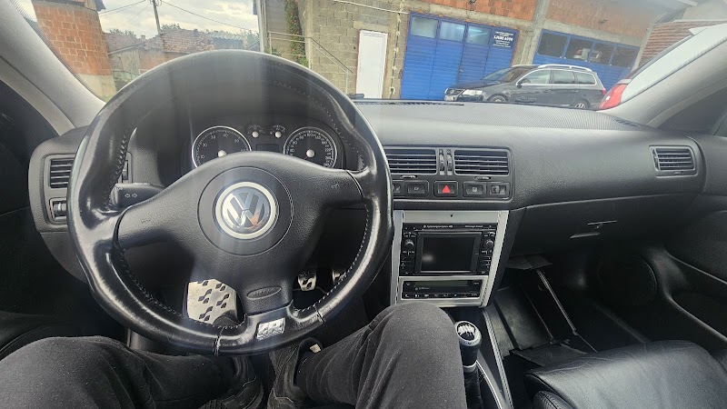 Ljube Auto