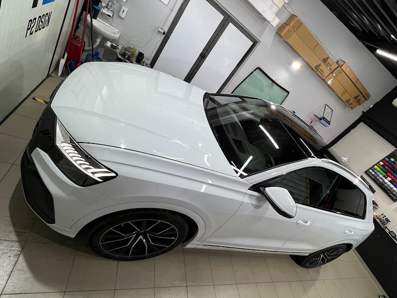 P2 DSGN Auto Folije Leskovac - Zatamnjivanje Stakala Leskovac, Srbija