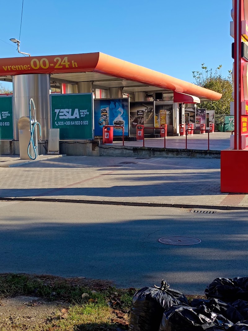 Samouslužna auto perionica Mega Wash