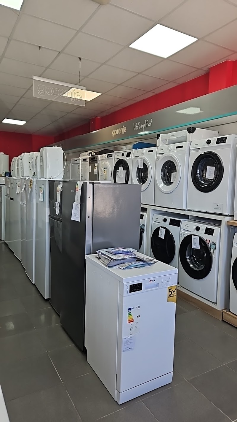 SERVIS MIKI