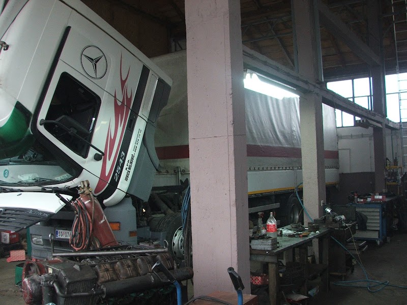 Servis teretnih vozila i prodaja delova Đapić