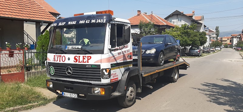 Šlep Služba Maki