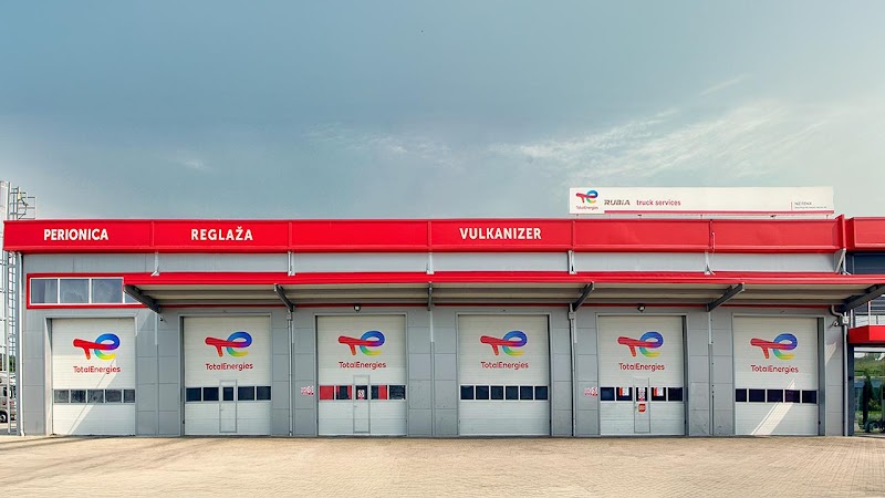 TotalEnergies Rubia Truck Service - NiZ FENIX