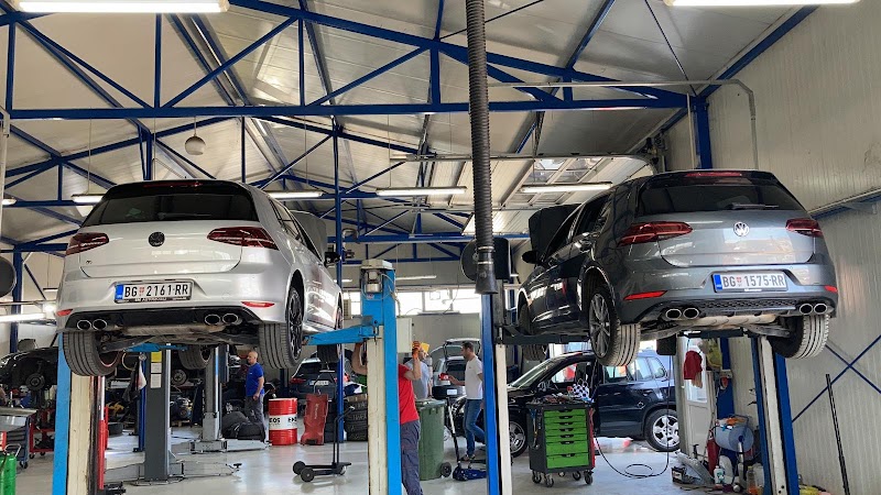 V & B Auto Centar