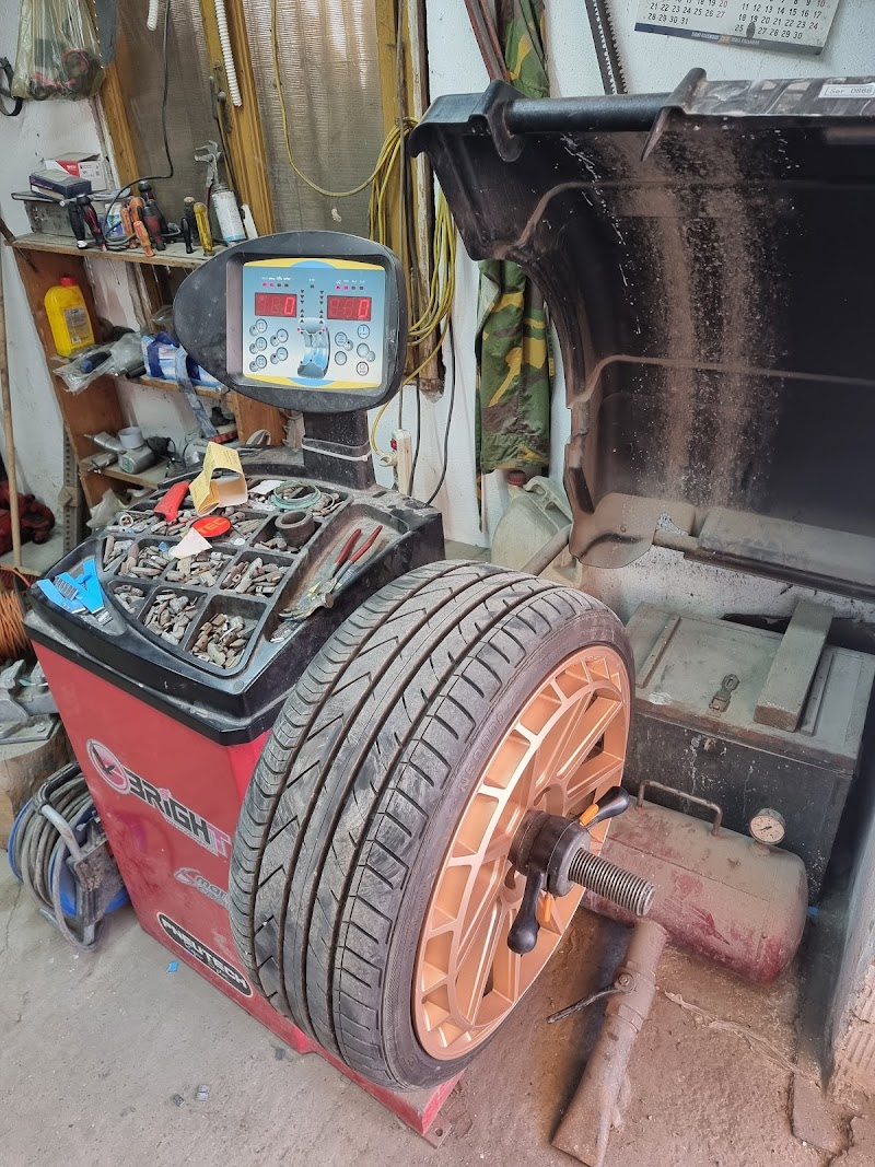 VULKANIZER GUMENI 0-24 TIRES SERVICE